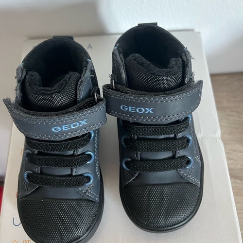 Geox Gisli boys' boots size 20 new black-blue