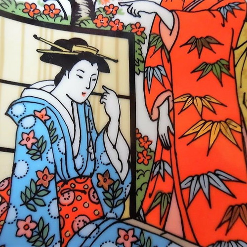Studio - Hibino collectible porcelain plate set with geisha theme