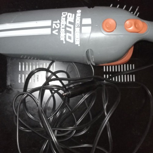 Black & Decker car vacuum cleaner new 12V