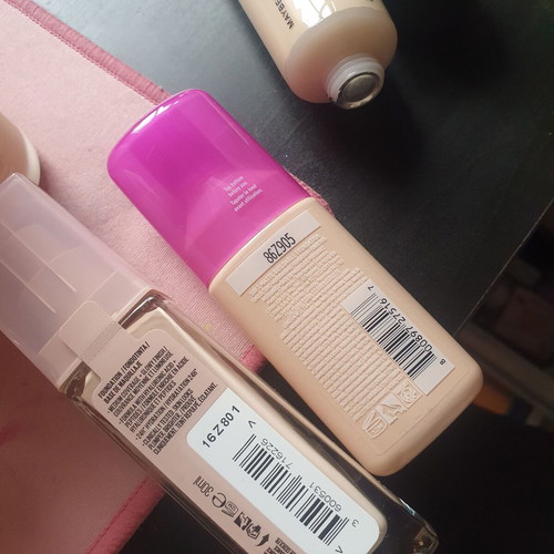 Foundation set like new with Lancome, Fenty Beauty, Nyx, Maybelline, Pat McGrath