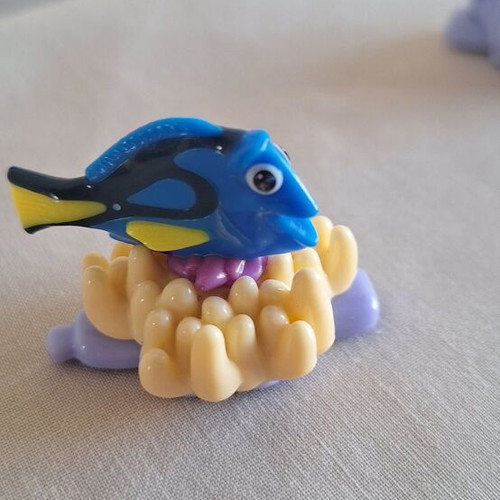 Set of 5 Finding Dory Disney Pixar Kinder Surprise figures like new