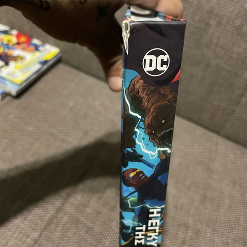 DC Comics Encyclopedia like new