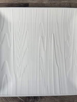 Yalco white platter 26 cm like new, modern design