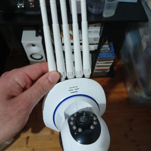 Camera like new for indoor and outdoor use with mounting base and manual