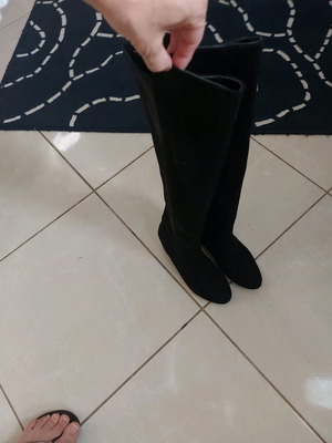 Boots used in very good condition, size 37, black