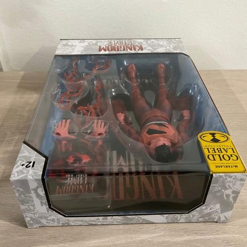 Superman Kingdom new sealed figure