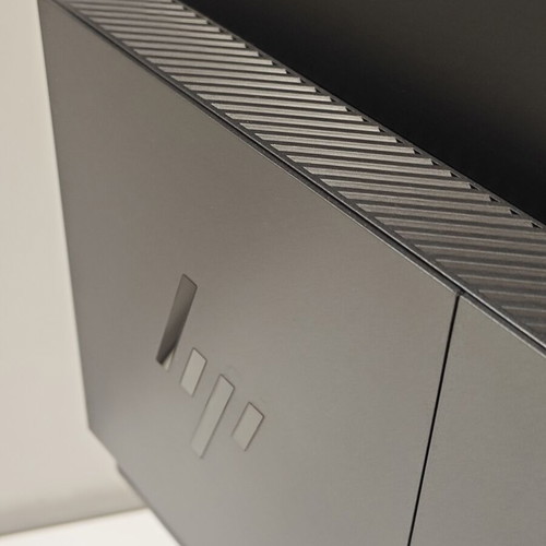 HP Z24n G2 24" IPS WUXGA Monitor like new, USB-C HDMI DP