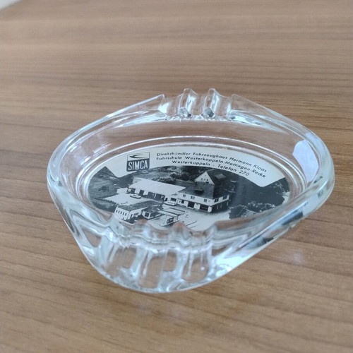Ashtray with 6 opposite seats like new, Simca collectible 1960