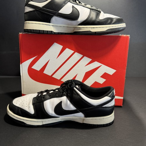 Nike Dunk Low Panda sneakers like new, size 46, black and white
