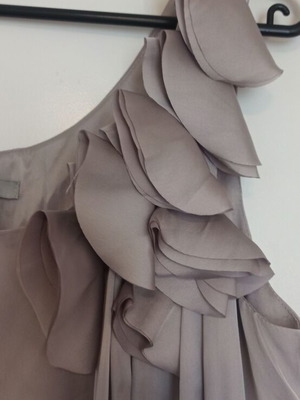 Gray H&M dress like new with shoulder design