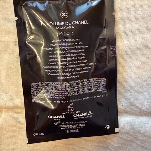 Chanel mascara black new sample