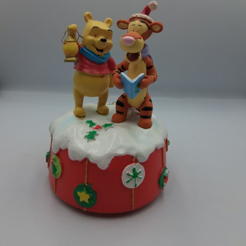 Winnie the Pooh Christmas Music Box like new