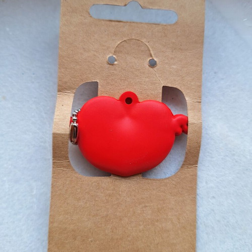 Key cover heart keychain, red