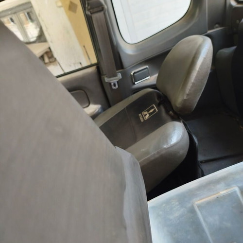 Mitsubishi L200 4x4 SUV like new, petrol, manual, 240000 km