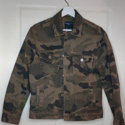 Bershka men's camo denim jacket like new, green XS