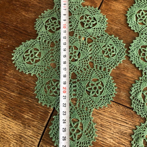 Handmade needle embroidery table set like new, 3 pieces