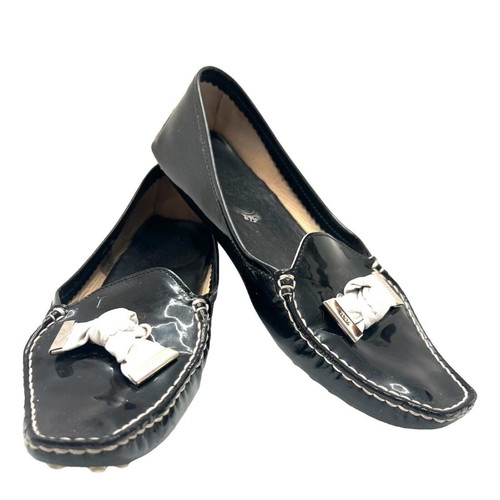 Обувки Tod's балеринки черни от патентована кожа употребявани размер 39