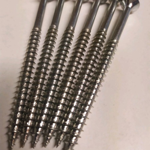Screws new, pack of 6 pieces
