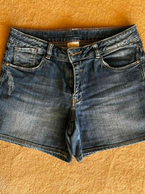 Zara Girls' Denim Shorts like new, size 164 cm, blue