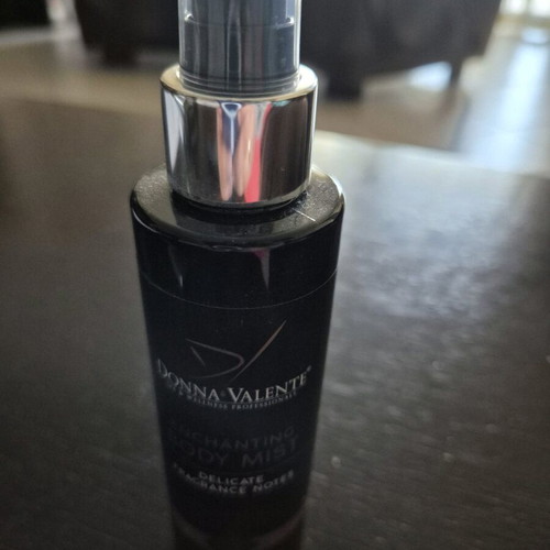 Donna Valente body mist tropical delight new