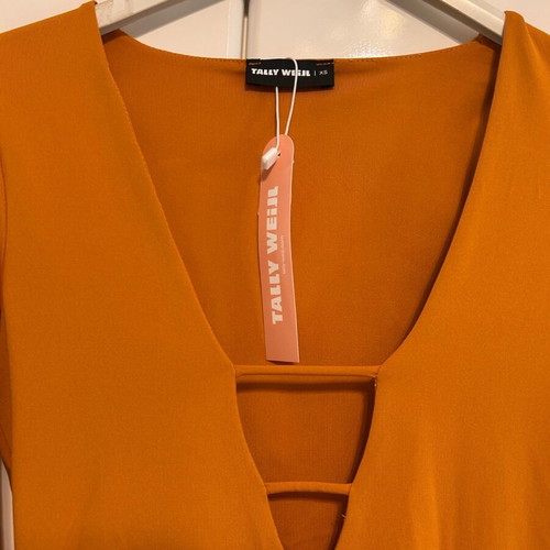 Tally Weijl dress XS long sleeve new, ochre color