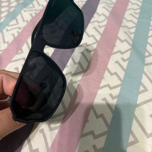 Polarized sunglasses new, black and white