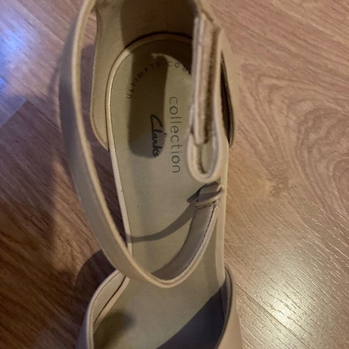 Clarks Adriel Cove women's sandals new, beige, size 39.5