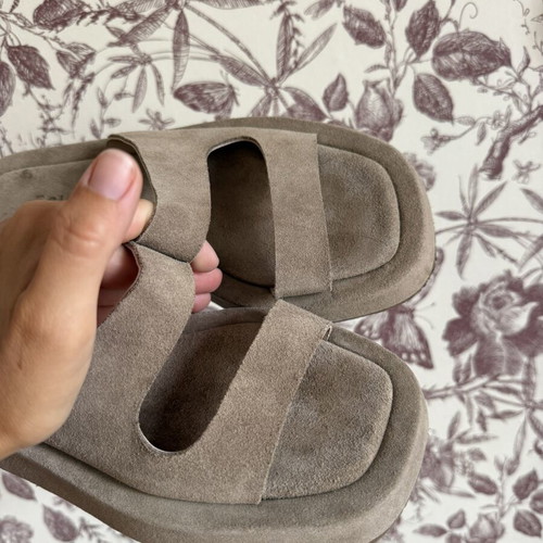 Esiot leather sandals used, size 36, beige
