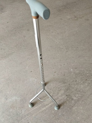 Tripod Cane adjustable height, new