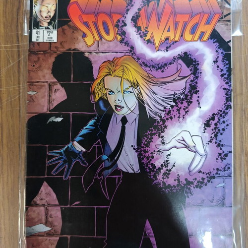 Stormwatch comic used (1993)