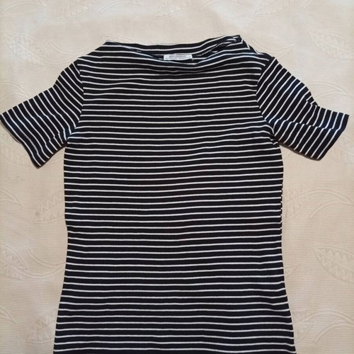 Zara Trafaluc striped short-sleeve top like new, size S