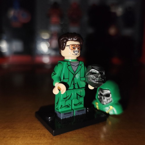 Dr. Doom (Robert Downey Jr. V2) Marvel minifigure