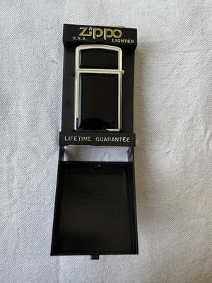 Zippo High Polish Black Lighter new with lifetime guarantee