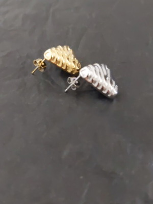 Triangle earrings new, stainless steel gold and silver