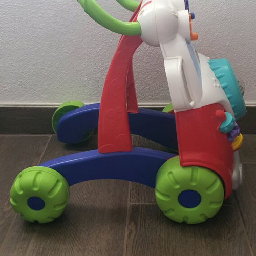 Chicco ride-on car like new