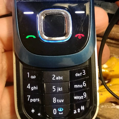 Nokia 2680 used with charger, battery and headphone adapter