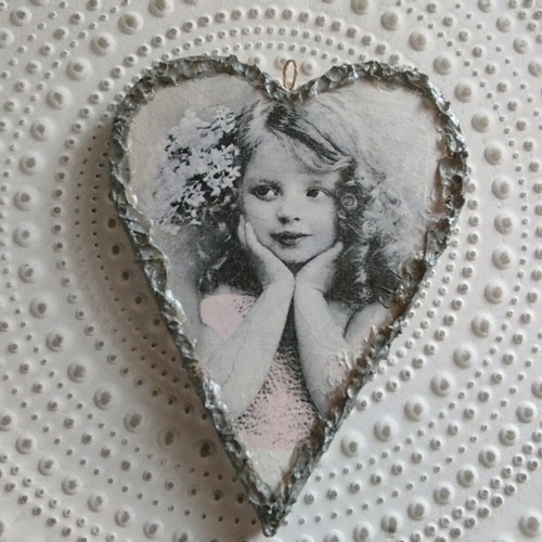 Vintage wooden heart angel like new