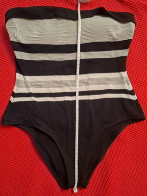 Swimsuit Sophia Deloudi and Caftan Calzedonia used, black and white, size M