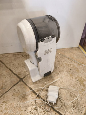 Black and Decker Dustbuster handheld vacuum