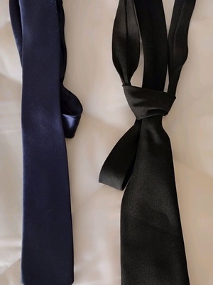 Ties blue and black like new, set of 2 pieces