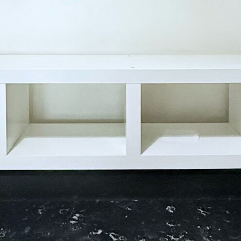 White furniture with aluminum legs like new, custom order