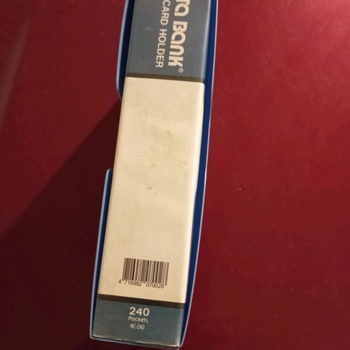 Card holder like new, 240 pockets