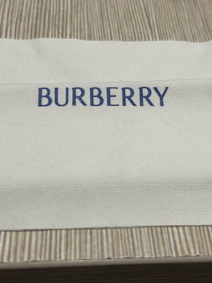 Burberry glasses cleaning cloth, white, unused