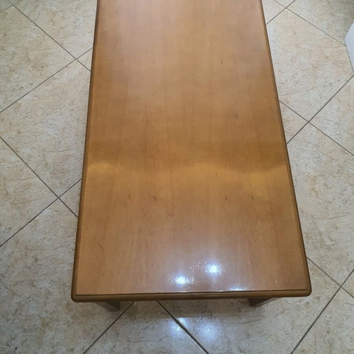 Coffee table used, sturdy and heavy, dimensions 107×54×40 cm