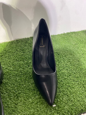 Black pump size 38 new