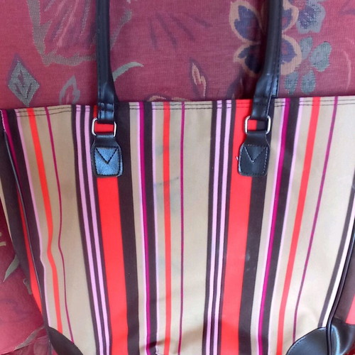 Striped shoulder beach bag used, brown and orange