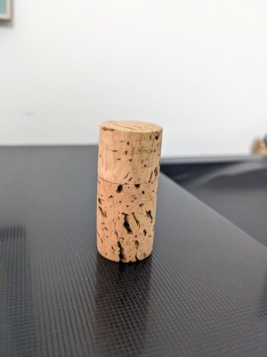 Usb memory stick 2gb cork wine design like new