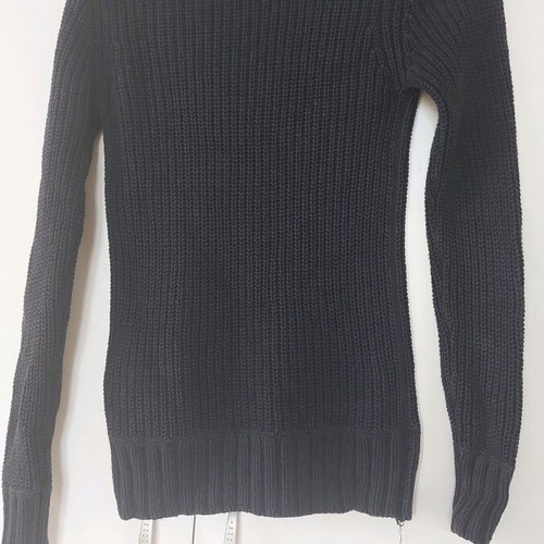 Bershka sweater black S/26 like new with V-neck
