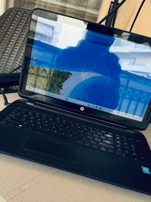 HP 15-f162dx laptop σαν καινούργιο με οθόνη αφής 15,6 ιντσών