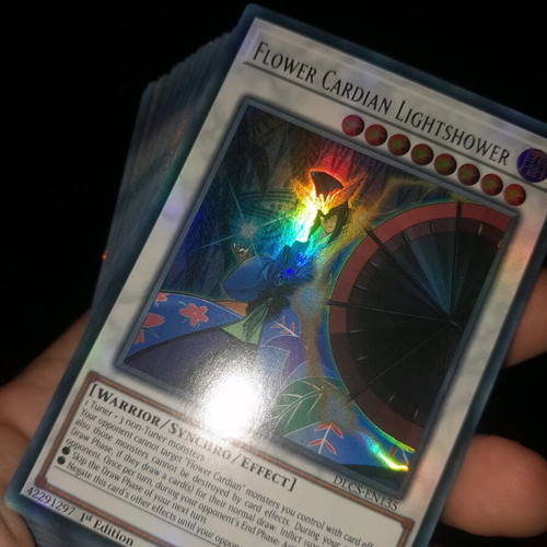 Yu-Gi-Oh! foil cards like new, pack of 25, from super to secret